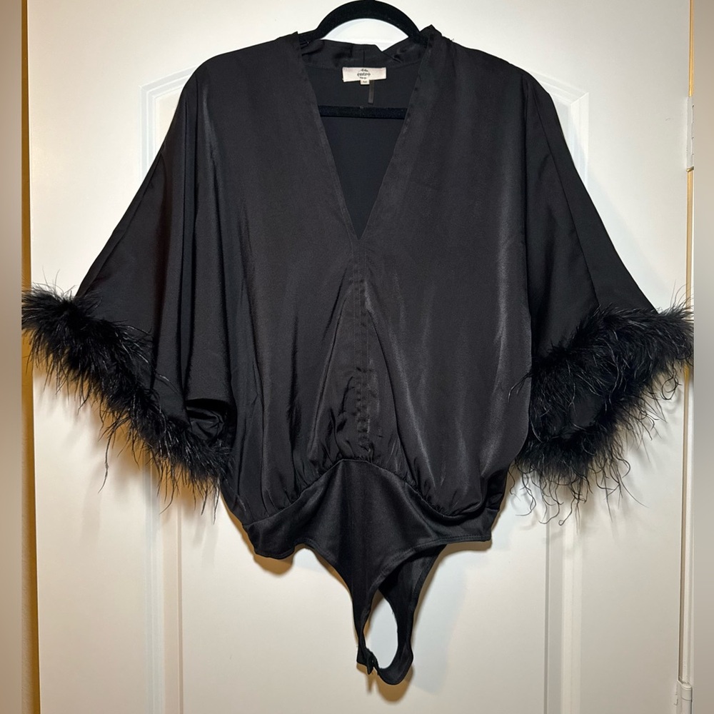 Entro Black Feather Sleeve Blouse